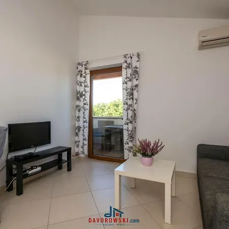 Jana 1 Comfortable Hotel Porec