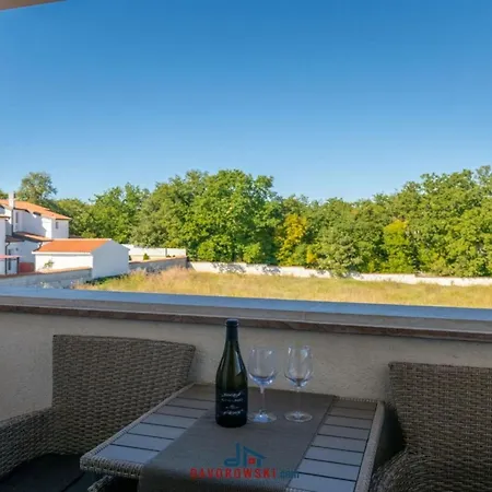 Jana 1 Comfortable Hotel